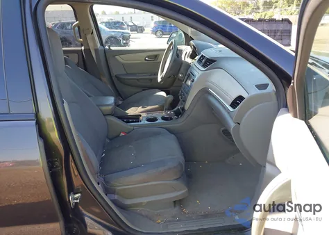 2014 Chevrolet Traverse Ls из США, поврежденный, VIN 1GNKRFKD8EJ200098